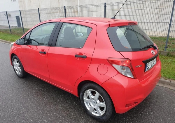 Toyota Yaris cena 20909 przebieg: 185000, rok produkcji 2012 z Sieradz małe 436
